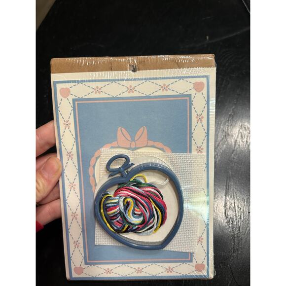 90s needlepoint - diy- craft bunny - retro greeting card kit- unopened - Picture 2 of 6